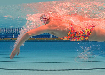 Early vertical forearm (EVF) in freestyle swimming explained with video clips
